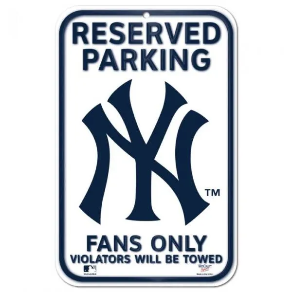 NEW YORK YANKEES RESERVED PARKING PLASTIC SIGN 11" X 17"