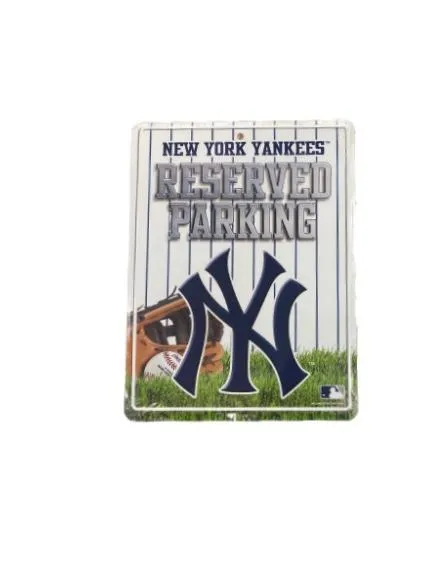 NEW YORK YANKEES RESERVED PARKING SIGN 11'' X9'' INCHES
