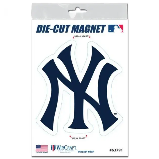 NEW YORK YANKEES OUTDOOR MAGNETS  3" X 5" INCHES