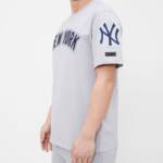 NEW YORK YANKEES PRO TEAM SHIRT - Image 5