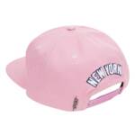 NY YANKEES LOGO 2000 WORLD SERIES PINK SNAPBACK HAT - Image 2