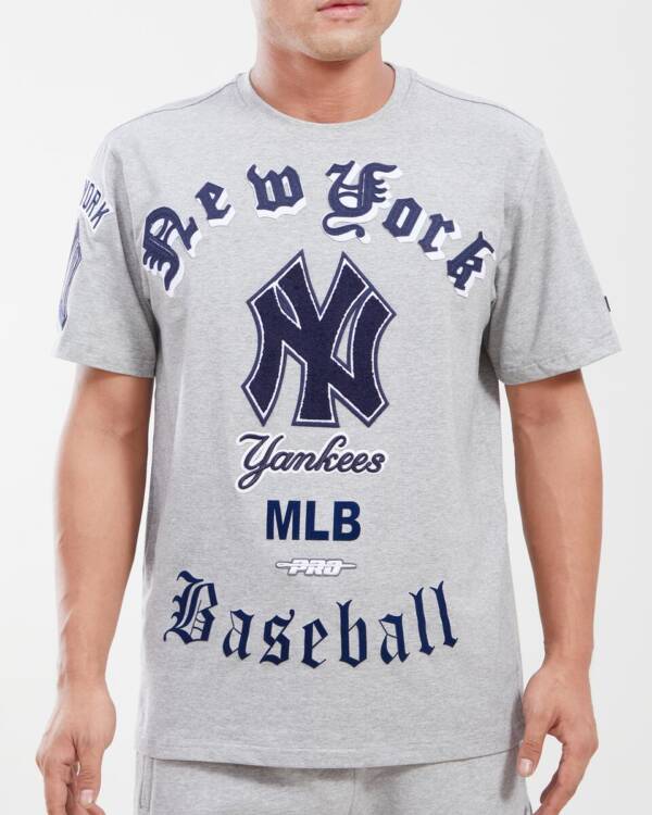 NEW YORK YANKEES OLD ENGLISH SJ GRAY TEE