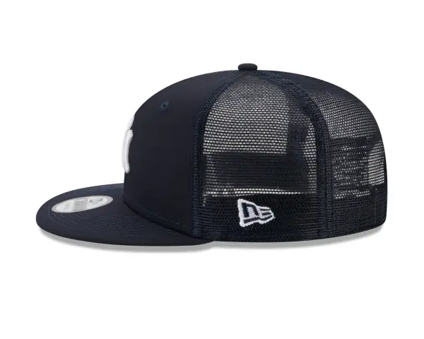 NY YANKEES CLASSIC TRUCKER 9FIFTY Snapback GRAY BRIM - Image 4