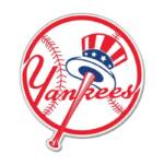NEW YORK YANKEES COLLECTOR ENAMEL PIN JEWELRY CARD