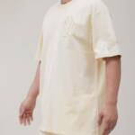 NEW YORK YANKEES NEUTRAL CJ DROP SHOULDER  EGGSHELL TEE - Image 3