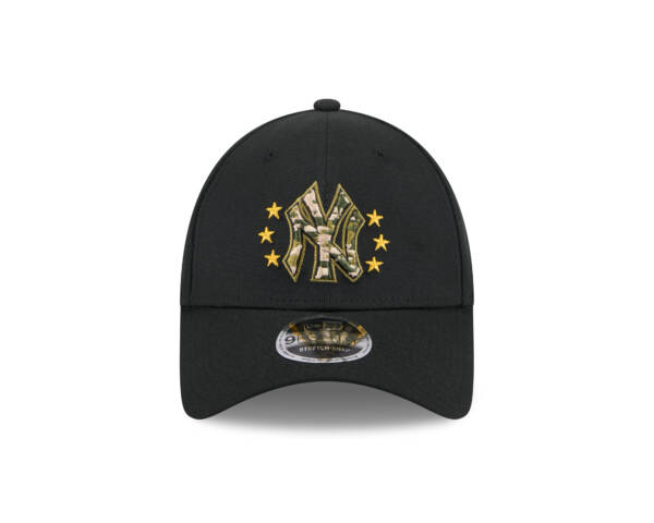 New York Yankees New Era 2024 Armed Forces Day (Memorial Day) 940 Adjustable Hat - Black - Image 3