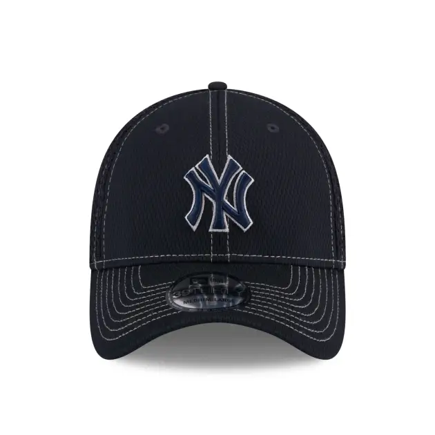 NEW YORK YANKEES NEW ERA REPREVE NEO 39THIRTY NAVY FLEX NAVY HAT