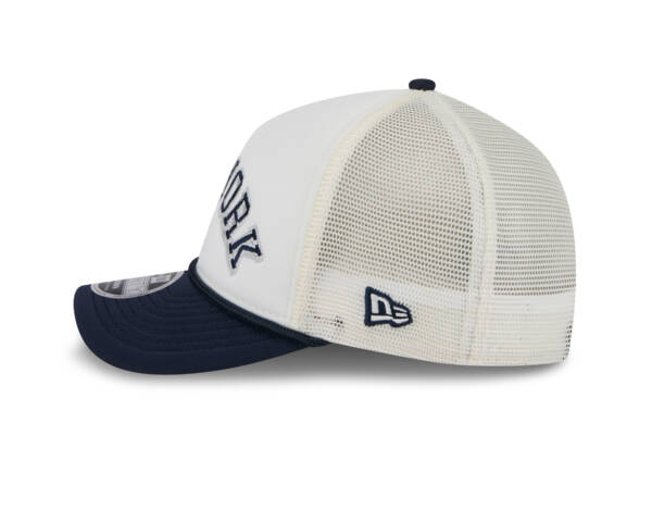 NEW YORK YANKEES 940 TAN MESH SNAP CAP - Image 4