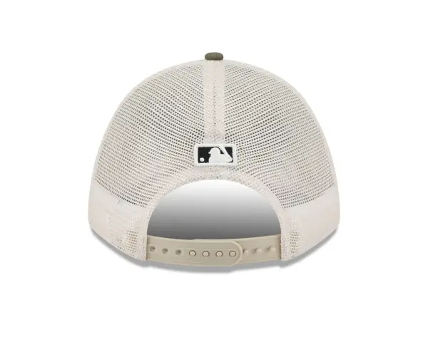 New York Yankees New Era 2025 Armed Forces Day 9FORTY M-Crown A-Frame Adjustable Hat - Light Beige/Olive - Image 5