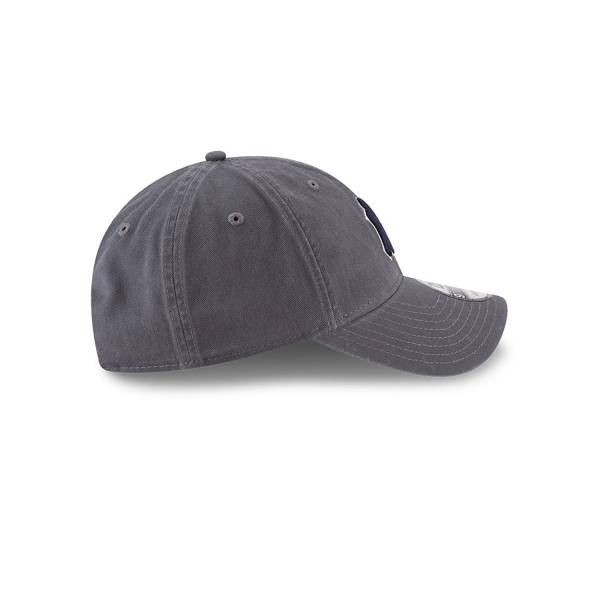 NY YANKEES NEW ERA CLASSIC 9TWENTY DARK GRAY  ADJUSTABLE HAT CAP ONE SIZE FITS ALL - Image 4