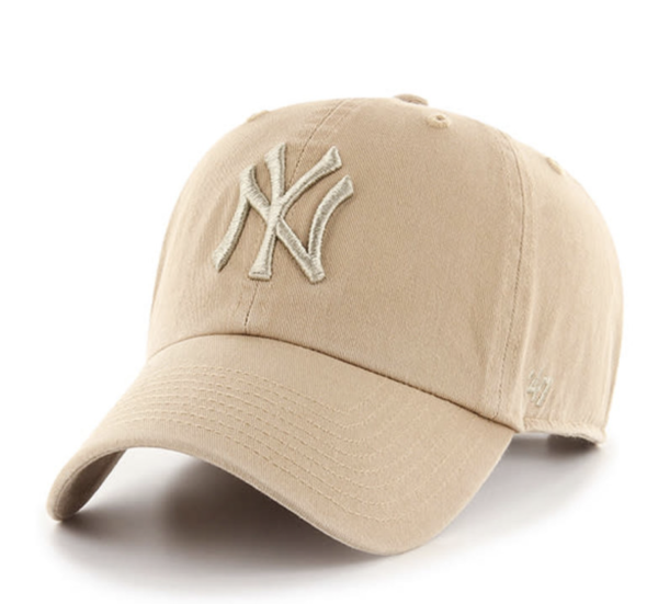 NY  YANKEES KHAKI 47 CLEAN UP WITH GOLD NY LOGO