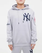 NY YANKEES Pro Standard  Logo Blended P/O Men's GRAY Hoodie