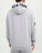 NEW YORK YANKEES LOGO ZIPPER HOODY - Image 3