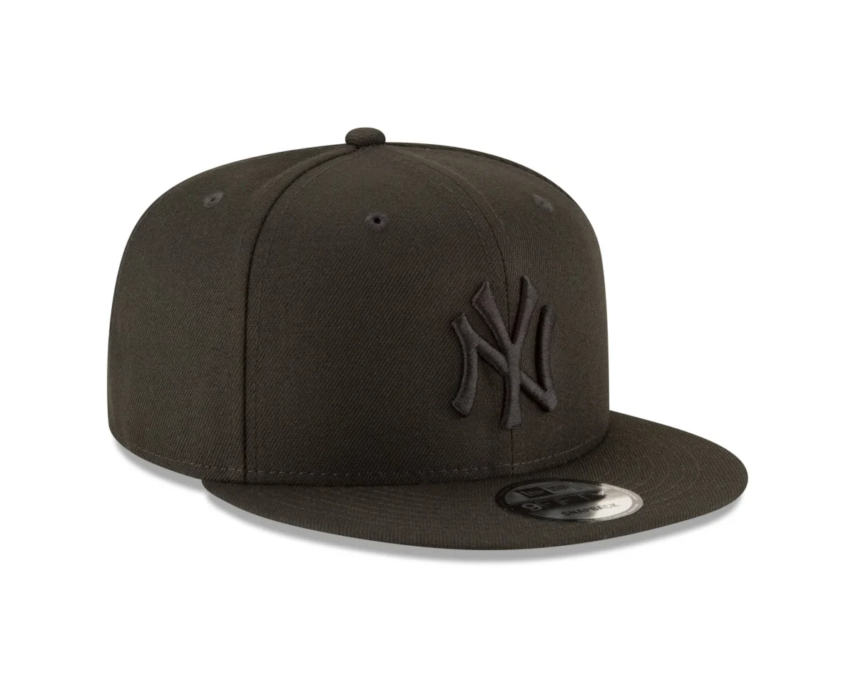 NY YANKEES NEW ERA 9FIFTY SNAPBACK  BLACK/BLACK COLOR BASIC /GRAY BRIM - Image 3