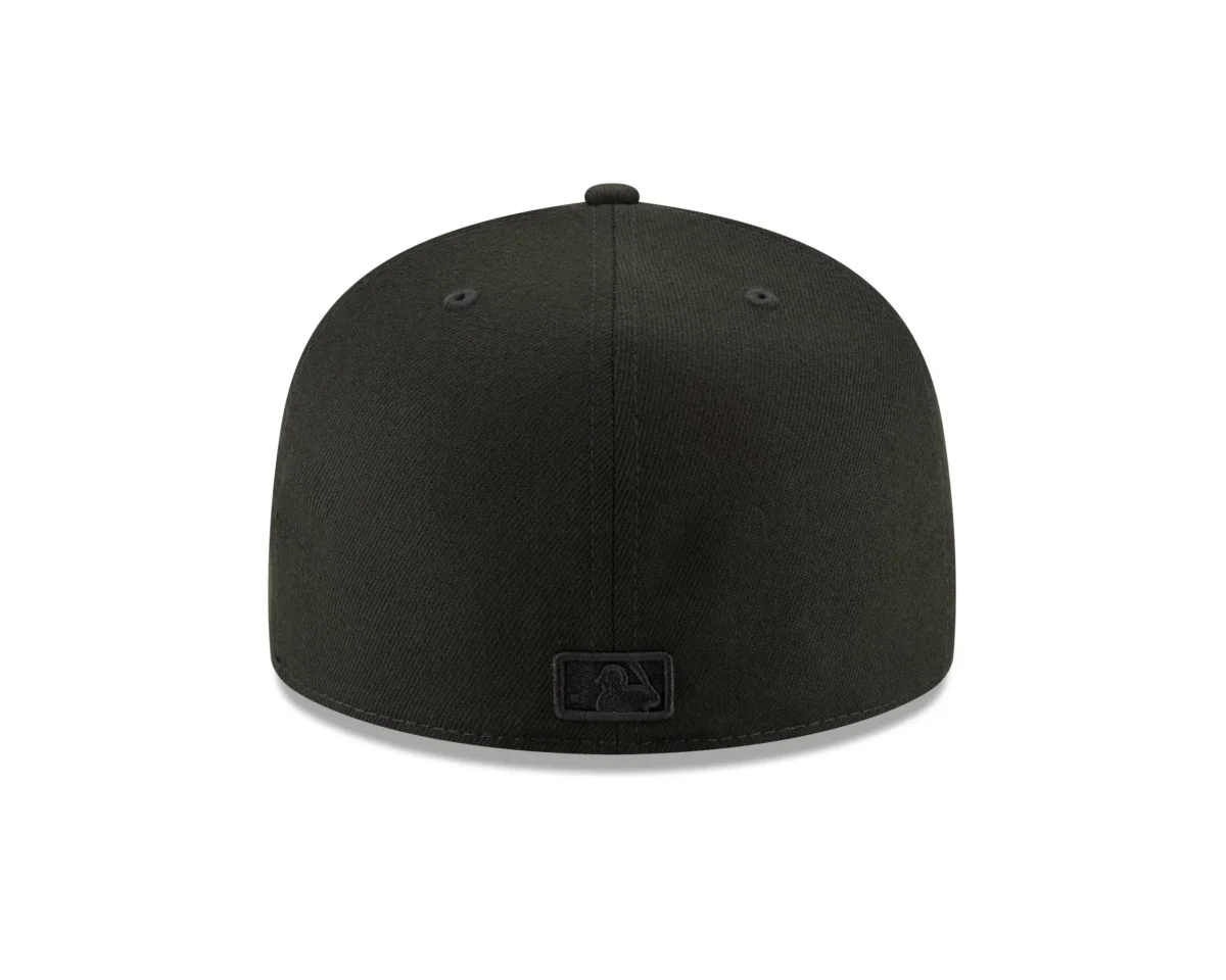 NY YANKEES AUTHENTIC COLLECTION 59FIFTY FITTED BLACK /BLACK - Image 4