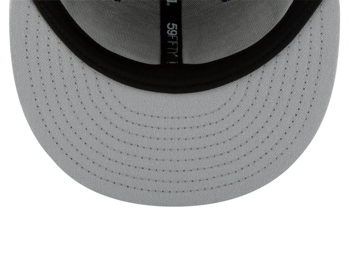 NY YANKEES NEW ERA 9FIFTY SNAPBACK  BLACK/BLACK COLOR BASIC /GRAY BRIM - Image 8