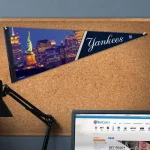NEW YORK YANKEES PREMIUM PENNANT - Image 3