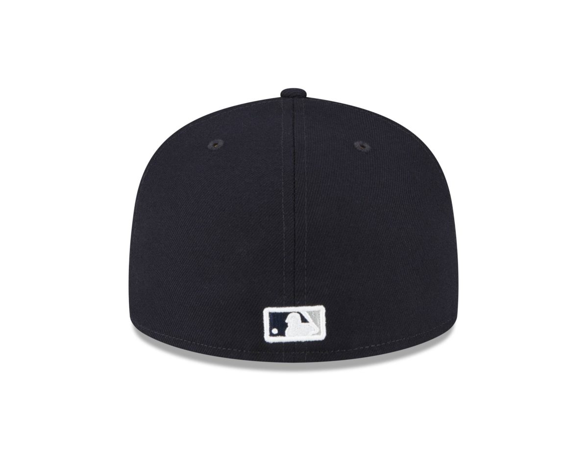 NY Yankees New Era Postseason   Side Patch 59FIFTY Fitted Hat  Navy 2025 - Image 2