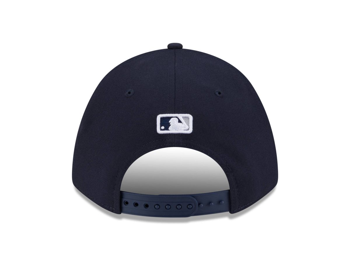 NY Yankees New Era Postseason Side Patch  9FORTY ADJUSTABLE HAT 2025 - Image 3