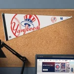 NEW YORK YANKEES PREMIUM PENNANT - Image 3