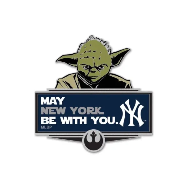 NEW YORK YANKEES / STAR WARS YODA COLLECTOR PIN JEWELRY CARD
