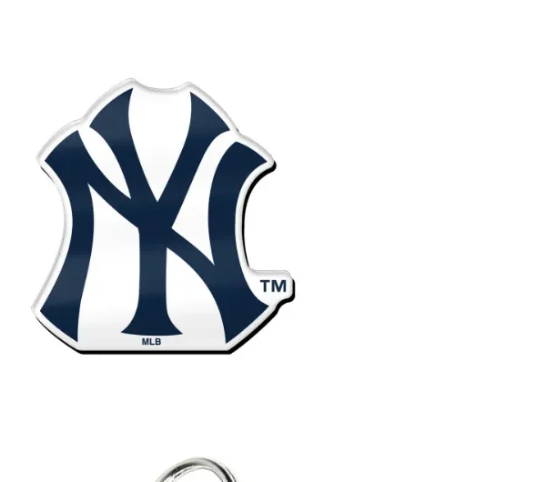 NEW YORK YANKEES ACRYLIC PIN JEWELRY CARD