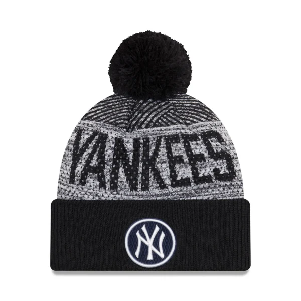 NY YANKEES NEW ERA  Authentic Collection Sport Cuffed Knit Hat with Pom YOUTH