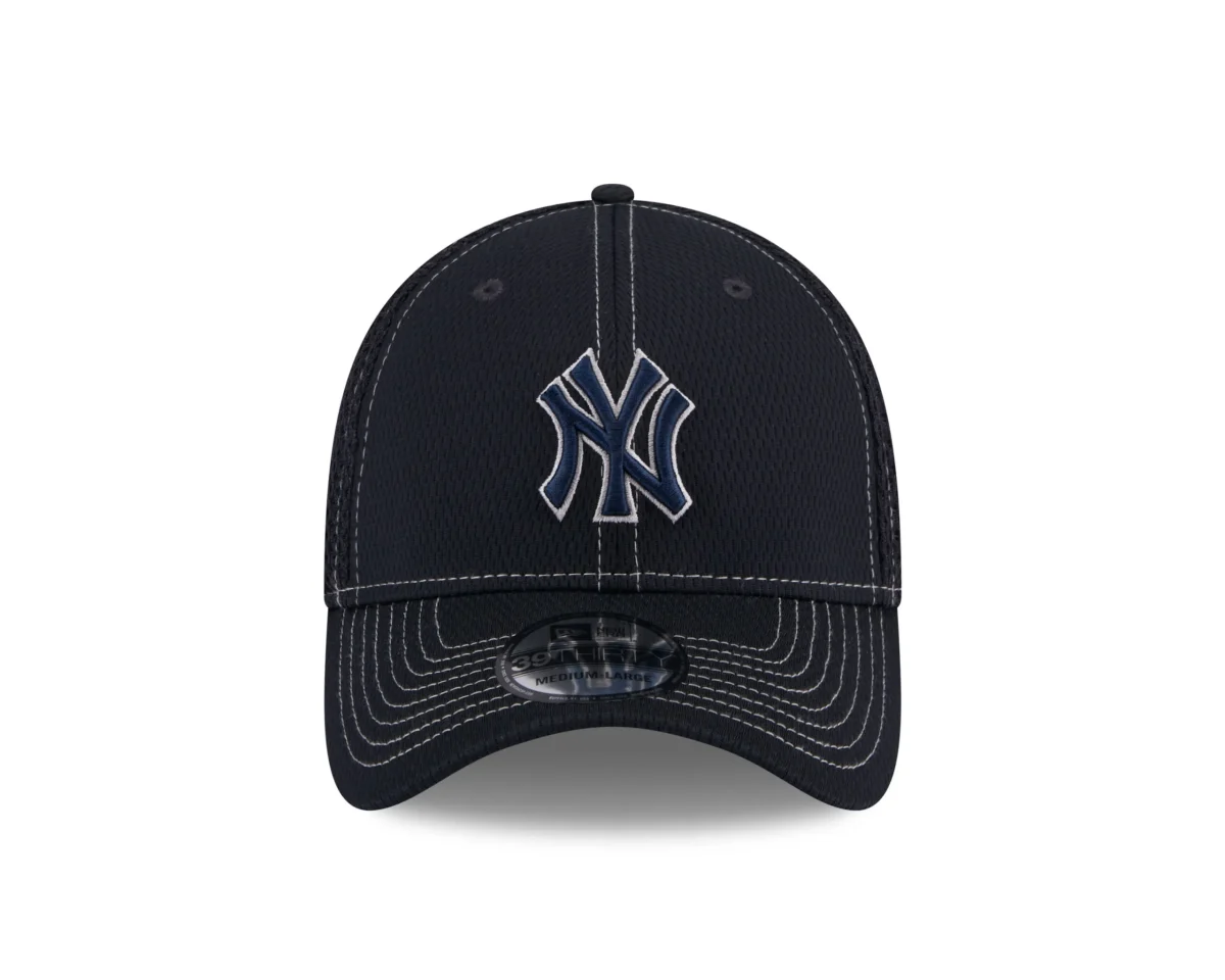 NEW YORK YANKEES NEW ERA REPREVE NEO 39THIRTY NAVY FLEX NAVY HAT - Image 1