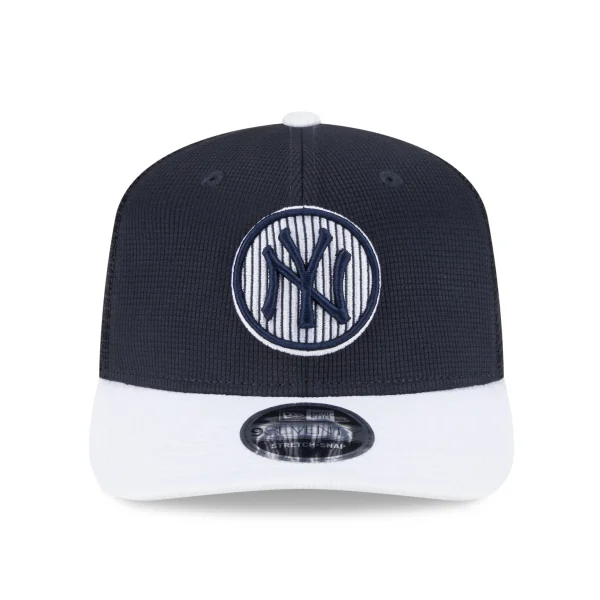 New York Yankees New Era Stretch Snap Trucker Hat