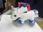 NEW YORK YANKEES SMU 5'' INCH UNICORN FUZZY WHITE / LIGHT BLUE - Image 2