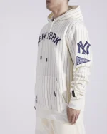 NEW YORK YANKEES PINSTRIPE RETRO CLASSIC RIB FLC PO HOODIE - Image 3