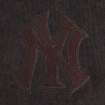 NY YANKEES MEN'S PULL OVER HOODIE WASHED CLASSIC - Image 4