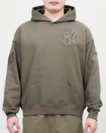 NEW YORK YANKEES NEUTRAL DROP SHOULDER FLC PO HOODIE DARK TAUPE