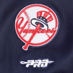 NY YANKEES BIG BOYS TRACK JACKET CLASSIC CHENILLE - Image 2