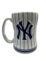 NY YANKEES  PINSTRIPE Relief MUG
