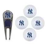 NEW YORK YANKEES 4 BALL GIFT SET W/DIVOT TOOL, MARKER