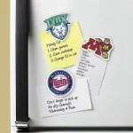 NEW YORK YANKEES PREMIUM ACRYLIC MAGNET CARDED - Image 2