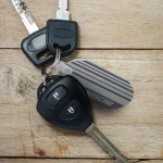 NEW YORK YANKEES METAL KEY RING - ALUMINUM - Image 3