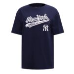 NY YANKEES WOMENS BF TOP SCRIPT TAIL