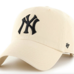 NY YANKEES NATURAL 47 CLEAN UP W/ NO LOOP LABEL BLACK NY LOGO